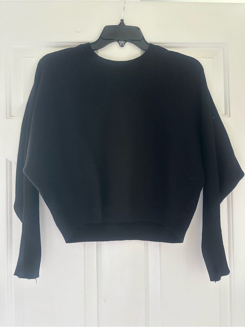 Forever 21 Black Crewneck Boxy Sweater